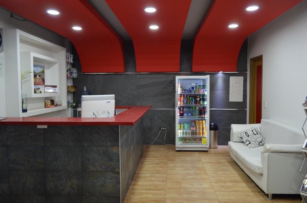 גרנדה Hotel Confort Ariari מראה חיצוני תמונה