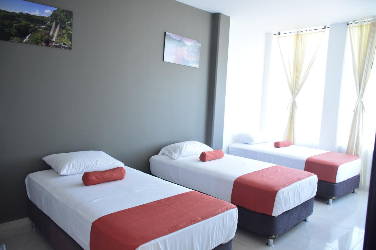 גרנדה Hotel Confort Ariari מראה חיצוני תמונה