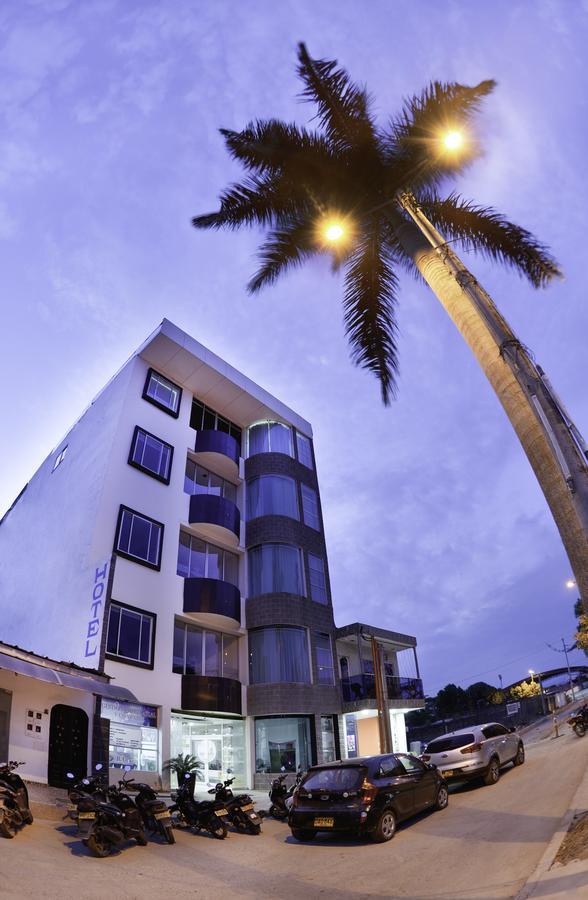 גרנדה Hotel Confort Ariari מראה חיצוני תמונה